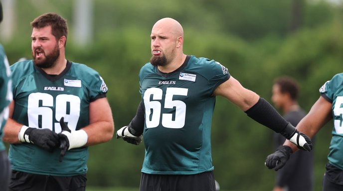 Landon-Dickerson-Lane-Johnson-Eagles-Minicamp-2026.JPG