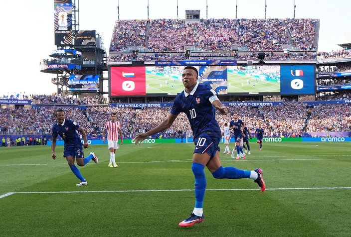 Kylian-Mbappe-France-Paraguay-Penalty-Kick-Goal-World-Cup-Philly-2026.jpg