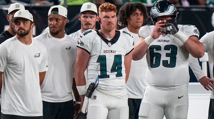 2026-08-29T015537Z_1032886381_MT1USATODAY29684575_RTRMADP_3_PHILADELPHIA-EAGLES-QUARTERBACK-ANDY-DALTON-14-LOOKS-ON.JPG