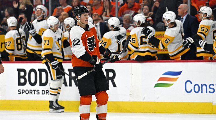 Christian-Dvorak-Flyers-Penguins-Opener-NHL-2026.JPG