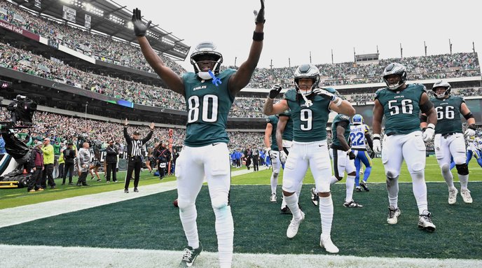 Eagles-Darius-Cooper-Rams_100426