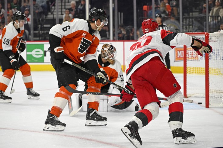 2026-10-12T020121Z_789272288_MT1USATODAY30062832_RTRMADP_3_NHL-CAROLINA-HURRICANES-AT-PHILADELPHIA-FLYERS.JPG