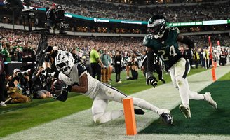 2026-10-27T011624Z_518096761_MT1USATODAY30193654_RTRMADP_3_NFL-DALLAS-COWBOYS-AT-PHILADELPHIA-EAGLES.JPG
