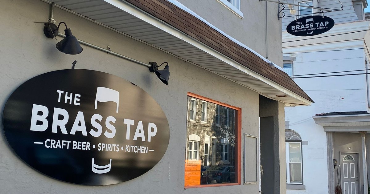 The Brass Tap craftbeer bar opens its first Philadelphia location