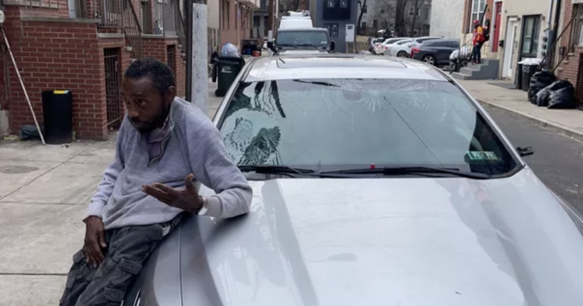 After rowdy Eagles fans vandalize car, more than $13,000 raised for owner on GoFundMe - Vimarsana News