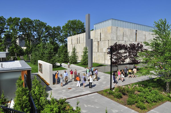 Barnes Foundation block party