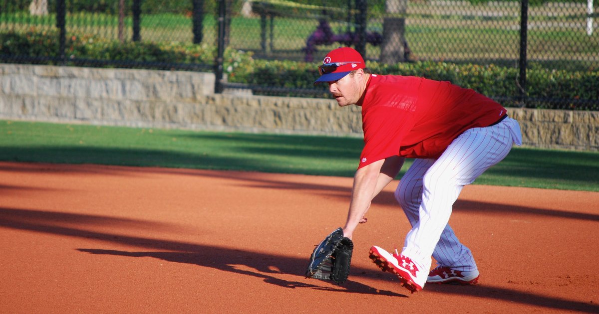 Phillies beat Braves on Andrew Knapp's tag at plate