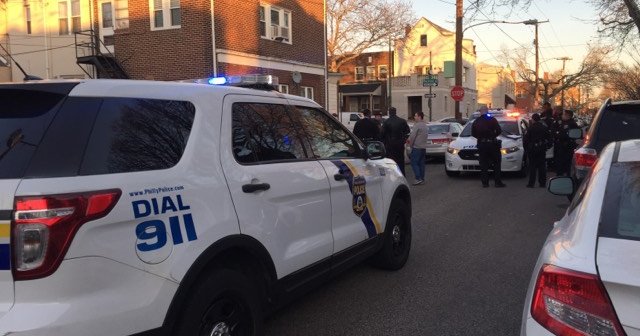 Witness: Police chase ends in quiet South Philly neighborhood | PhillyVoice