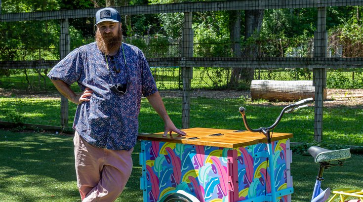 White Dog ice cream cart