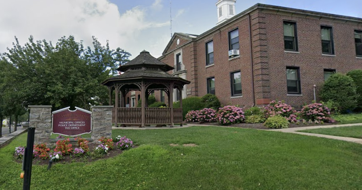 Abington police urge high schoolers to use caution while playing Senior Assassin water gun game