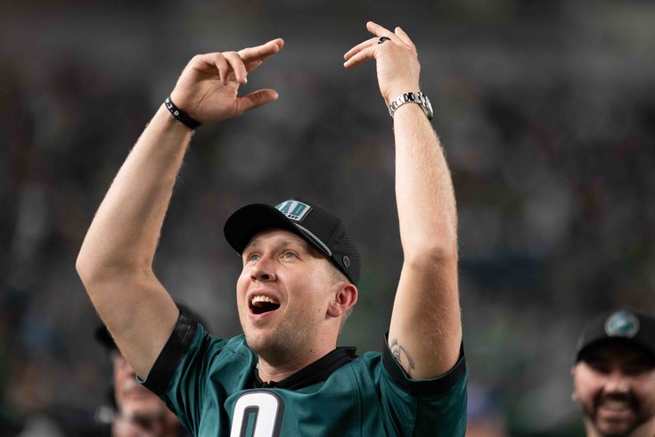 Nick-Foles2-Falcons-Eagles_091624