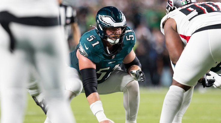 Cam-Jurgens-snap-Eagles-Falcons_091824
