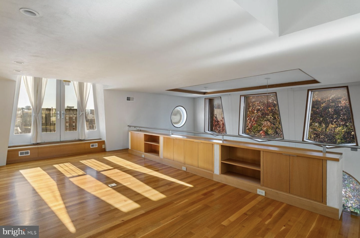 Weise Top Floor