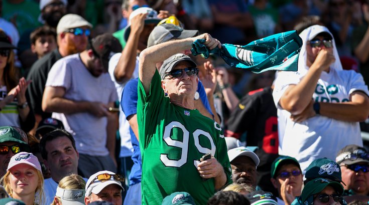 fans_9_Eagles_49ers_Frese.jpg