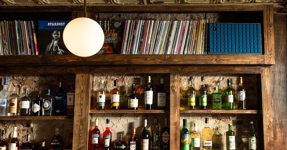 48 Record Bar, a vinyl listening room and cocktail lounge, to open in