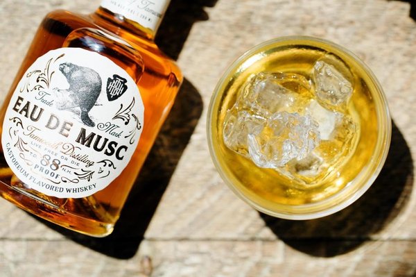 Eau De Musc at Art in the Age