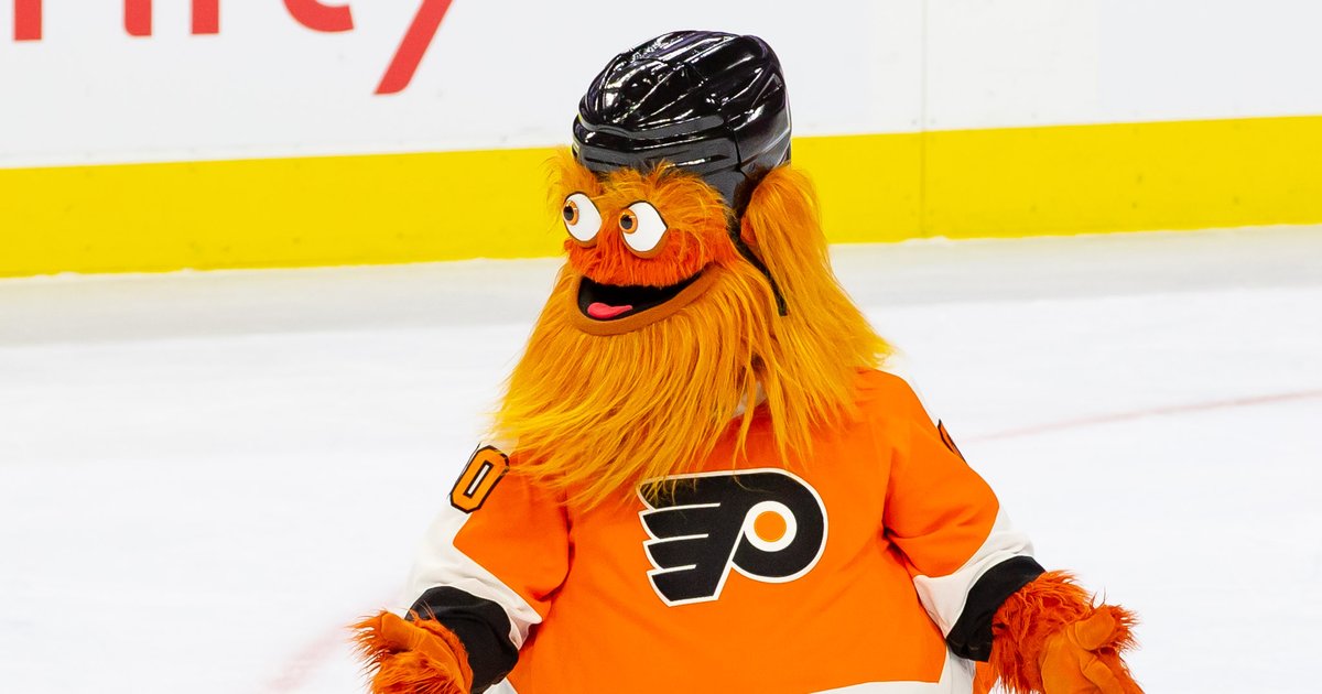 Kawaii Orange Mascot - Gritty Philly Flyers Mascot - T-Shirt