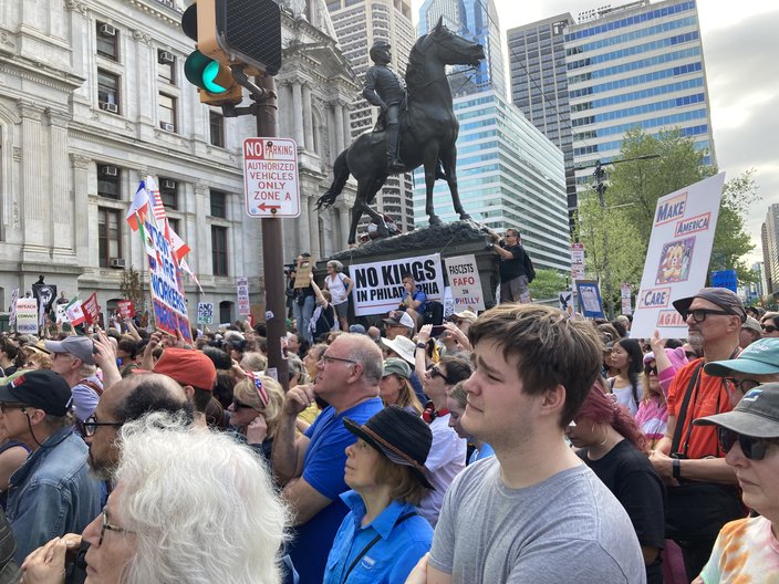 Sanders Crowd