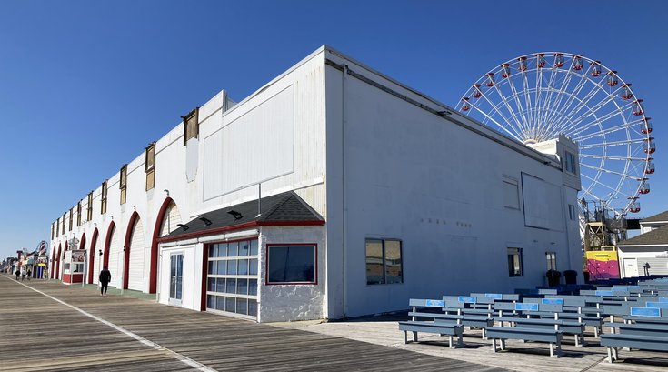 Wonderland Pier Arcade