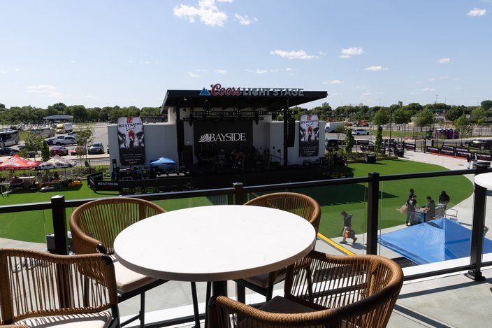 Stateside Live Stage