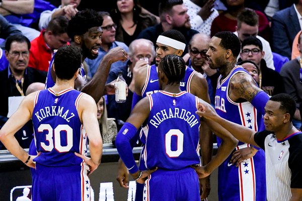 5_Sixers_Huddle_Richardson_Korkmaz_76ersvsCeltics_KateFrese.jpg