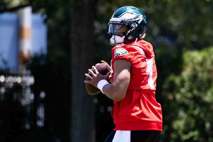 Jalen Hurts jersey sales skyrocket as Eagles QB puts together