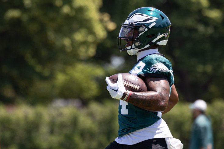Kenny Gainwell embraces competition among loaded Eagles RB room