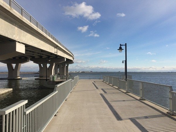 Fishing pier