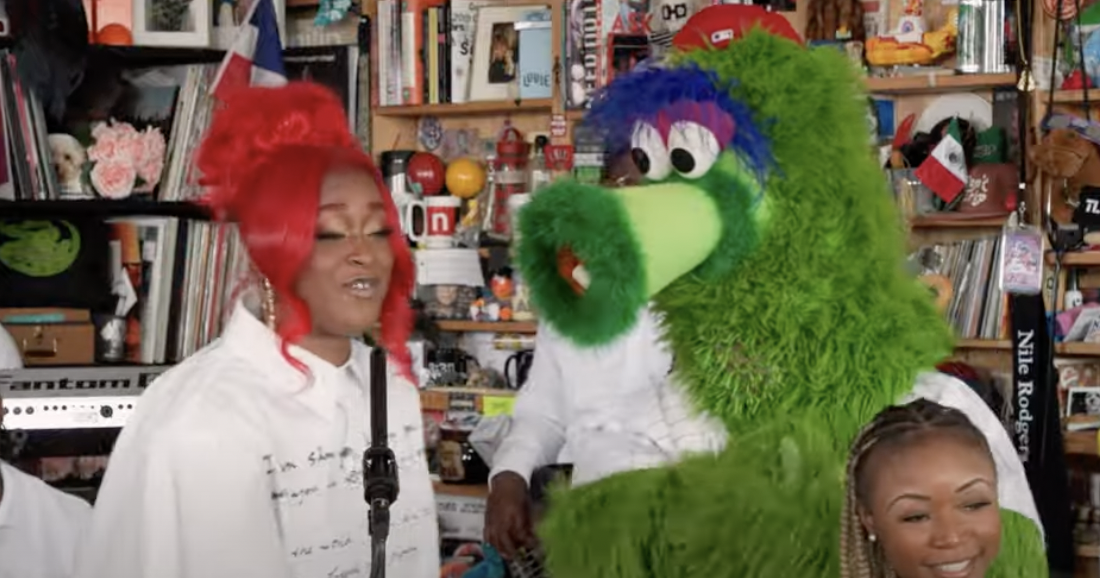 Phillie Phanatic dances with Tierra Whack during Tiny Desk Concert - Vimarsana News