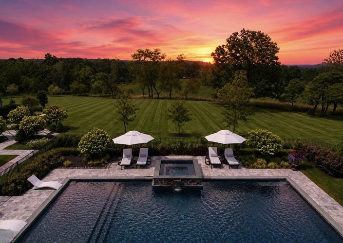 6 Tines Field Path - Pool Sunset