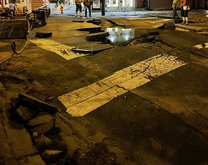 30 Inch Water Main Break Floods South Philadelphia Streets Phillyvoice