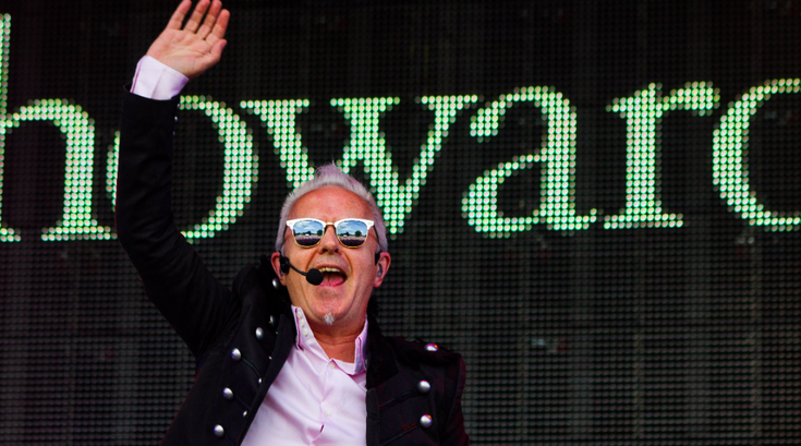 Howard Jones defends the '80s
