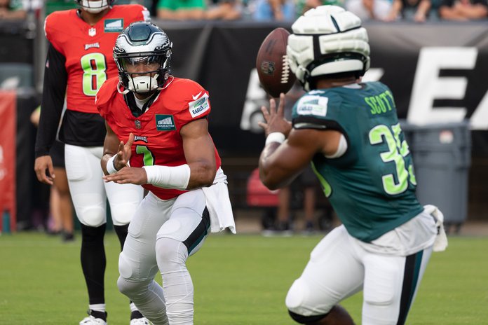 Eagles training camp observations: Jalen Hurts vibes with A.J. Brown and DeVonta  Smith, dark-horse playmaker continues to stand out