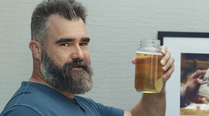 Jason Kelce Pee