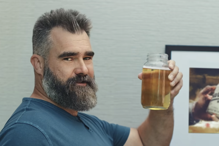 Jason Kelce Pee