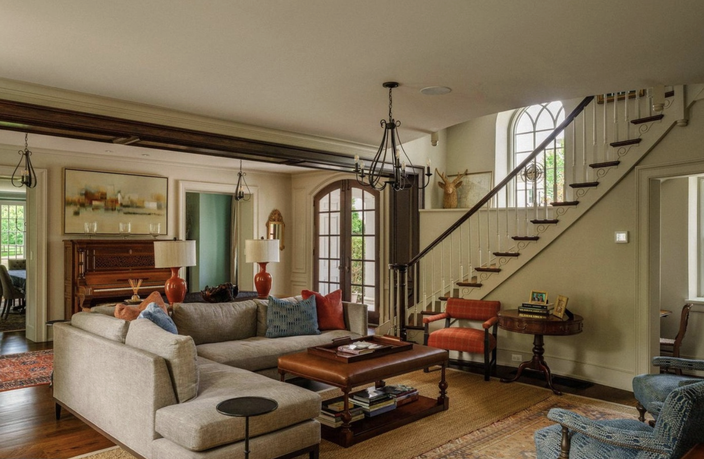 Washington Living Room