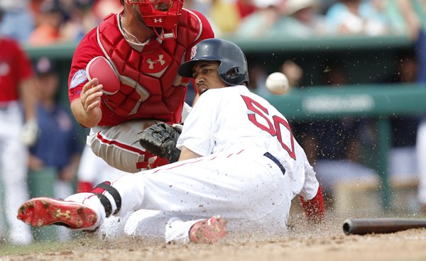 032215_Phillies-Sox_AP
