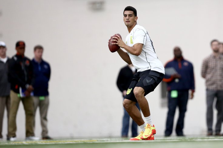 042915MarcusMariota