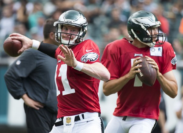 081116_Wentz-Bradford_AP