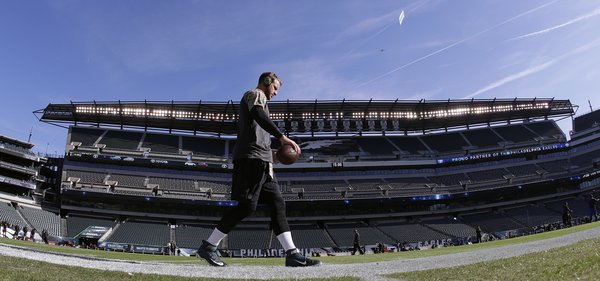112716_Wentz-Linc_AP