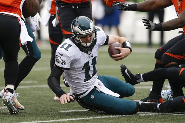 120416_Wentz-slide_AP