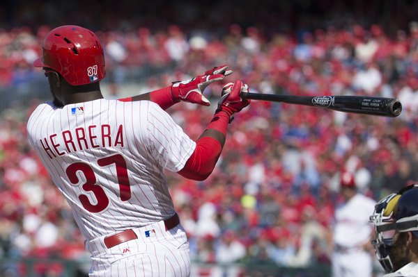 052216_Herrera_Phillies_AP