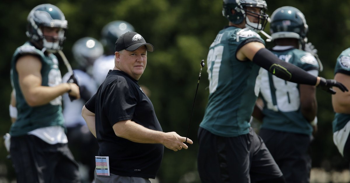 Brent Celek: Chip Kelly's system is 'insane'