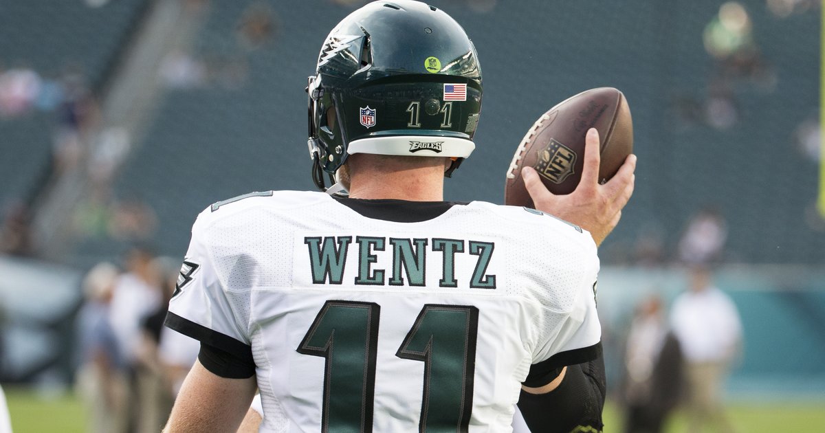 Eagles News: Carson Wentz had the top-selling NFL jersey of 2017 - Bleeding  Green Nation