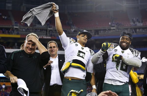 042415MarcusMariota