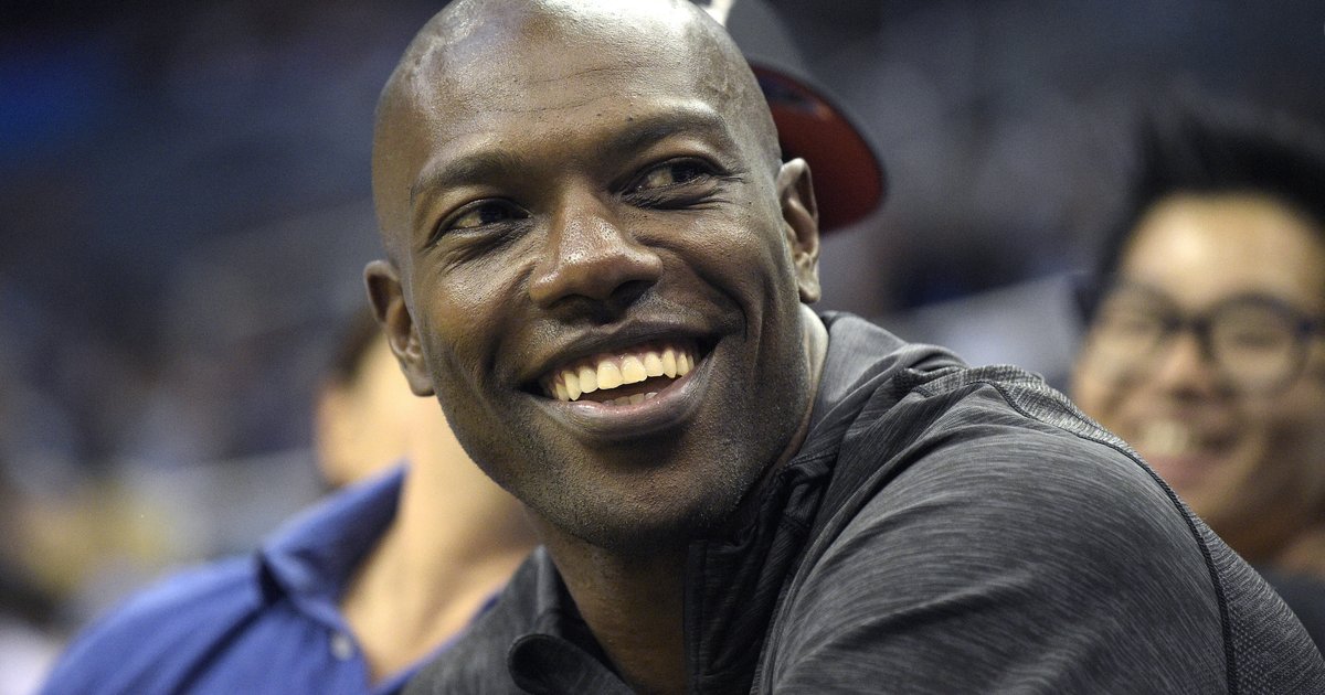 40-year-old Terrell Owens still believes he can play in the NFL