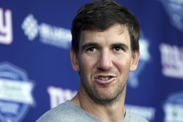 051116EliManning