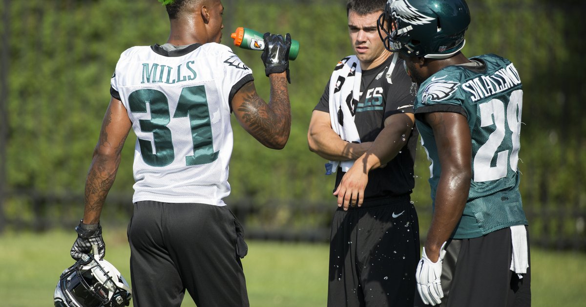 Who did each of the Eagles' rookie draft picks pattern their game after