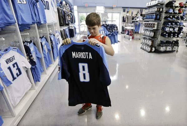062515MarcusMariota