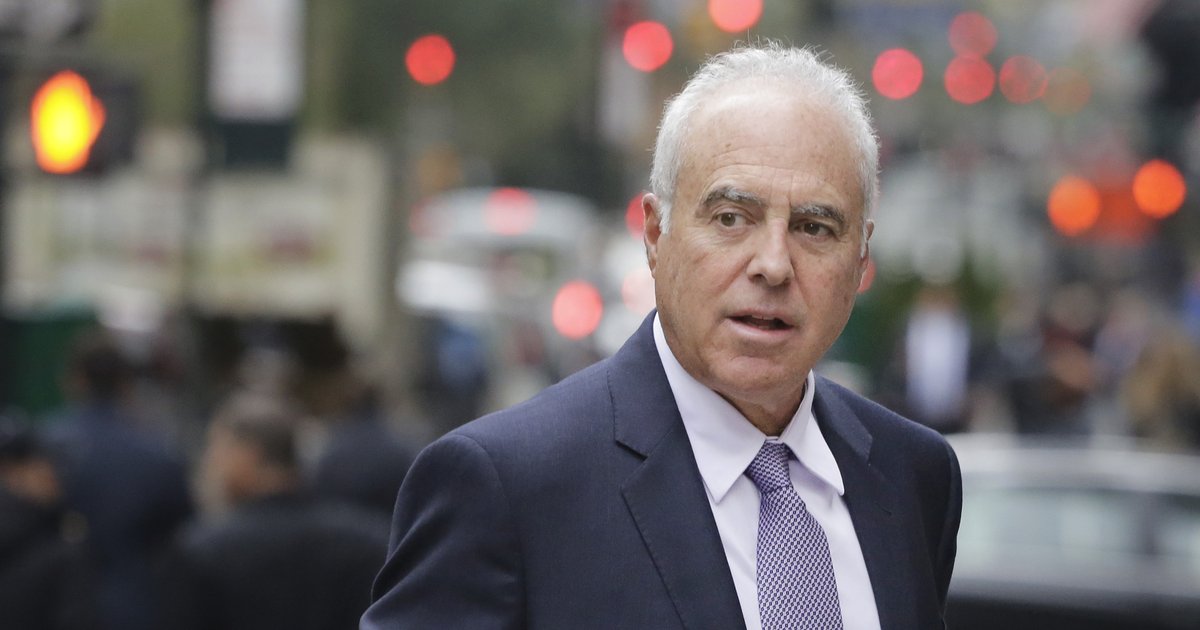 Jeffrey Lurie says Eagles want 'badly' to bring back their old